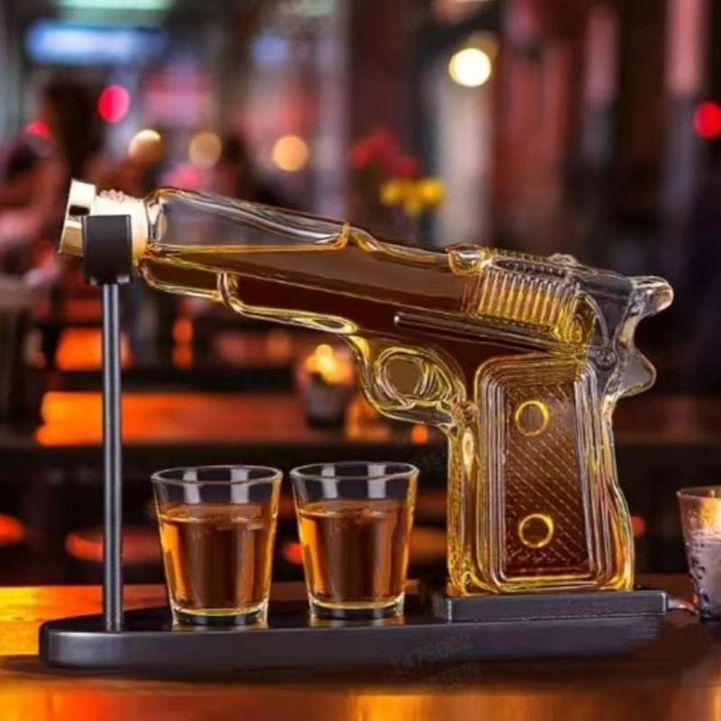 قارورة زجاجية على شكل مسدس من  - مراجعة Cold Drink Dispenser وسعره