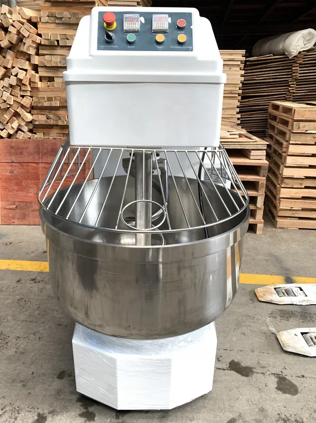 2025 خلاط الكعكة التجارية 130L - مراجعة Commercial Kitchen Aid Stand Mixer وسعره