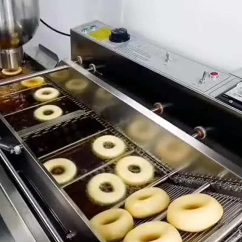ماكينة صنع الدونات الأوتوماتيك - مراجعة Donut Making Machine وسعره